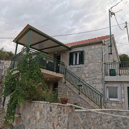 Marina Stone House * Jarebinjak